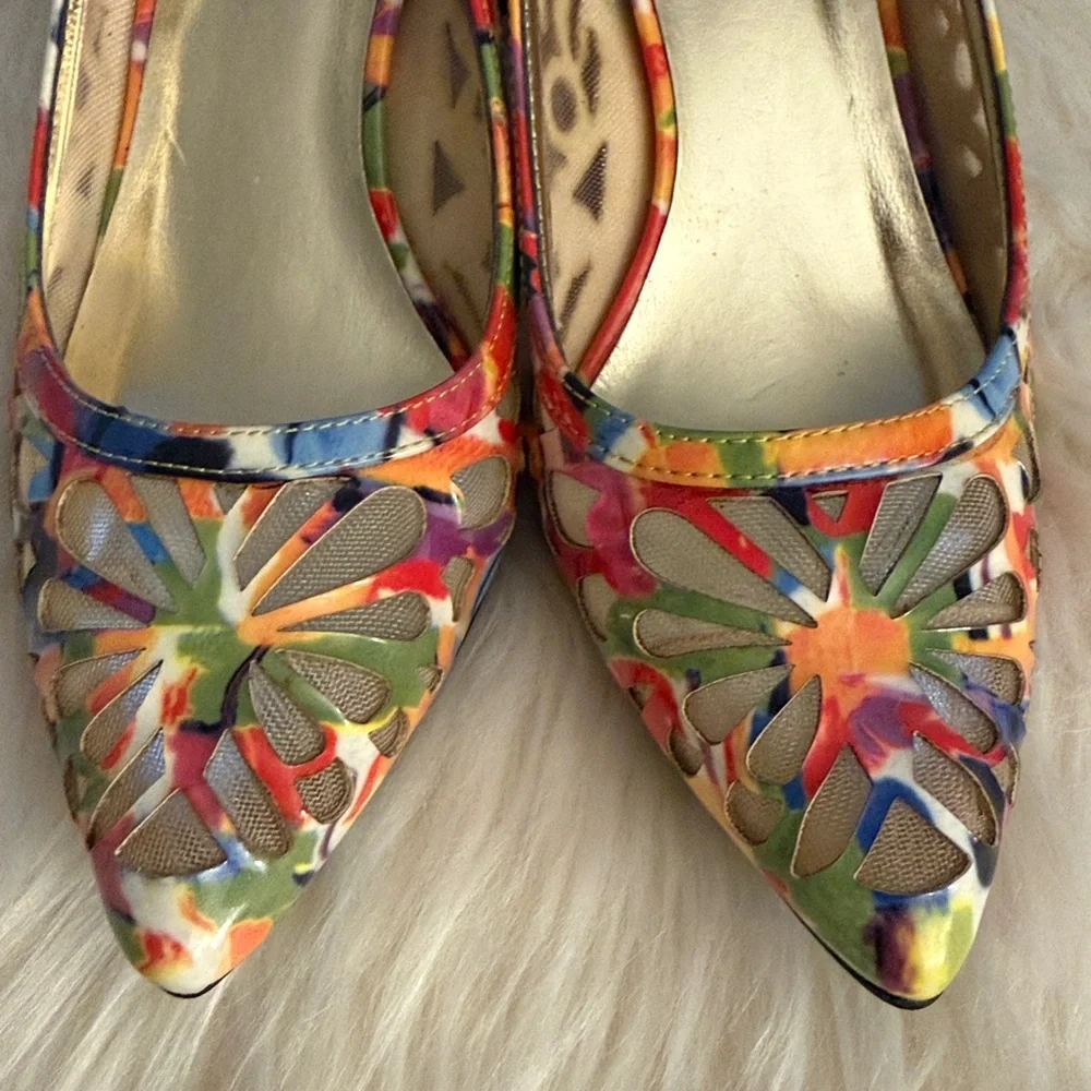 J. Renee Winsett Rainbow Abstract floral Kitten Heels🔥 - Picture 6 of 11